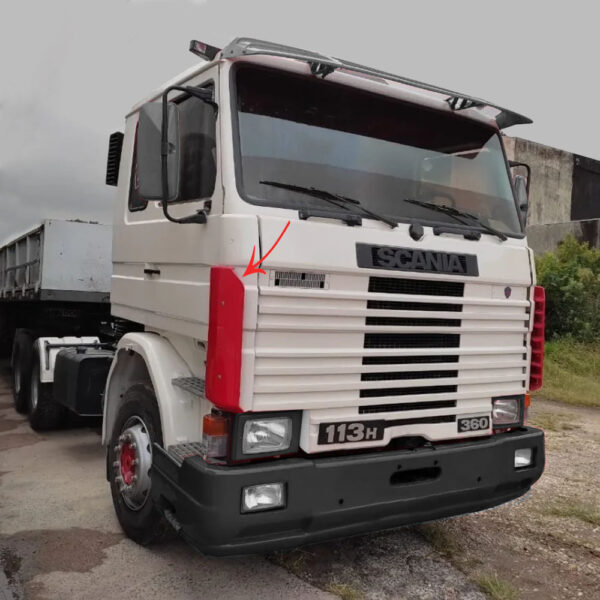 Defletor Coluna em Fibra para Caminhão Scania R 112 / 113 / 142 / 143 Lado Direito