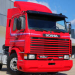Capa Para-Choque em Fibra para Caminhão Scania R 113 / 143 / P93 Faróis Fechados