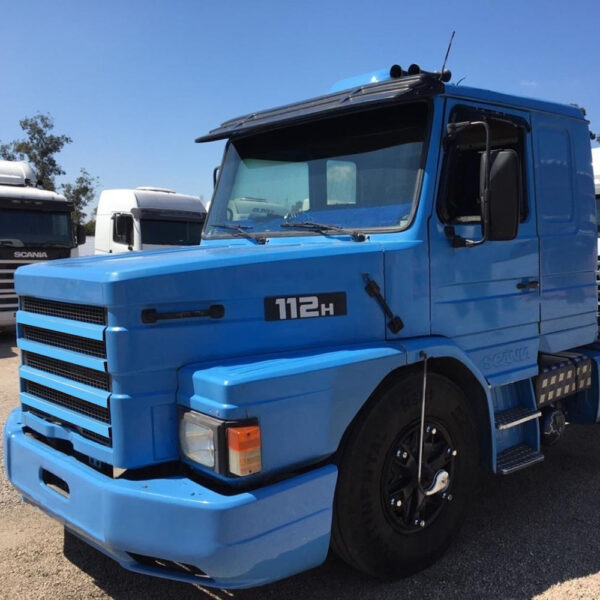 Tapa Sol em Fibra para Caminhão Scania R / T 112 / 113 / 142 / 143 / P93 Cabine Baixa