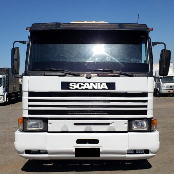 Grade Frontal em Fibra para Caminhão Scania P93