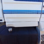 Saia Cabine em Fibra para Caminhão Scania T 112 / 113 / 142 / 143 Lado Direito