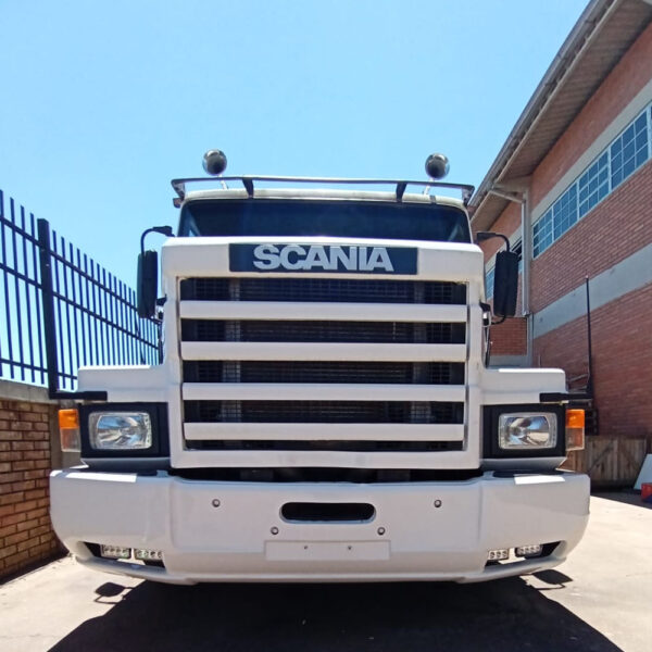 Capa Para-Choque em Fibra para Caminhão Scania T 112 / 142 Curta