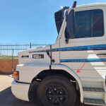 Para-Lama Cabine em Fibra para Caminhão Scania T 112 / 113 / 142 / 143 Longo Lado Esquerdo