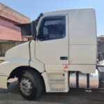Par Tampa Estribo Para Caminhão Volvo NH 2000 á 2006