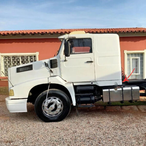 Par Saia Cabine Longa Em Fibra Para Caminhão Volvo NL