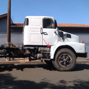 Para-Lama Cabine em Fibra para Caminhão Volvo N10 / N12 Turbo / Intercooler Lado Direito