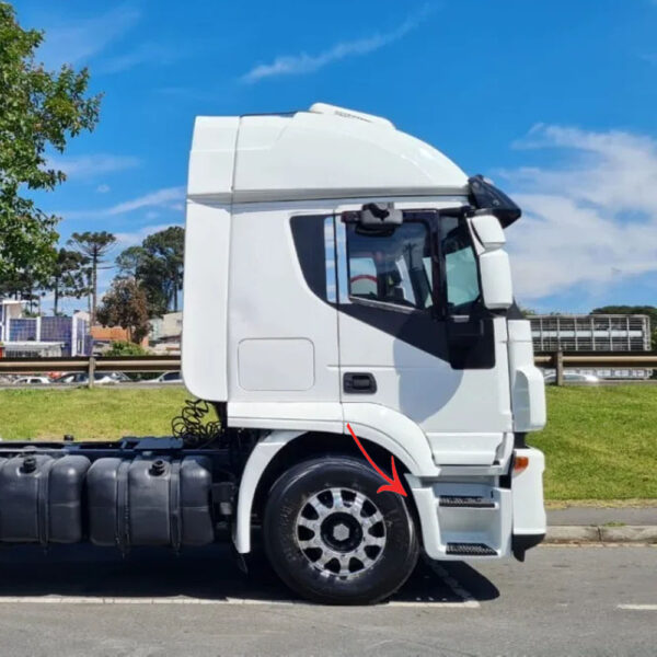Estribo Cabine em Fibra para Caminhão Iveco Stralis 2008 á 2014 Lado Direito