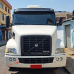 Tampa Rebocador Para-Choque Dianteiro Para Caminhão Volvo NH 2004 á 2006 Lado Direito
