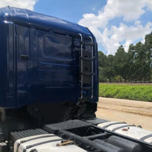 Escada Traseira Cabine Cromada 4 Degraus para Caminhão Scania G/ R / T 114 124