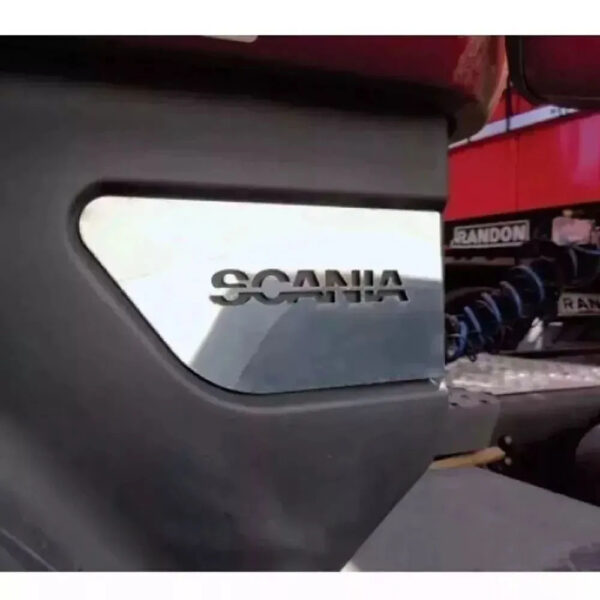 Aplique Inox Para-Lama Inferior Cabine para Caminhão Scania S4 / S5 1998 á 2018