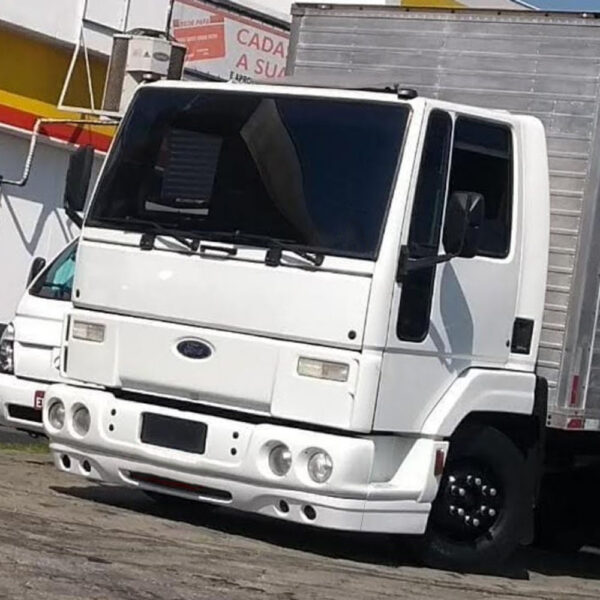 Spoiler Bigodinho Para-Choque Dianteiro para Caminhão Ford Cargo 712 814 815 816 915