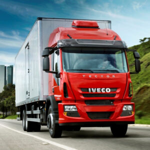 Pisante Inferior Estribo para Caminhão Iveco Tector / Cursor 2009 á 2019 Lado Esquerdo