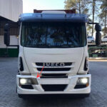 Tampa Acabamento Farol Lado Direito para Caminhão Iveco Tector / Cursor 2009 á 2019