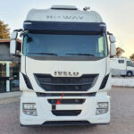 Tampa Quadrada Acabamento Para-Choque para Caminhão Iveco Hi-way 2014 á 2018