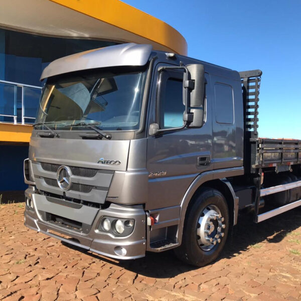 Tapa Sol Plástico para Caminhão Mb Atego Cabine Baixa Modelo Original