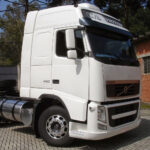 Faixa Adesiva Testeira Quebra-Sol para Caminhão Volvo FH Globetrotter até 2014