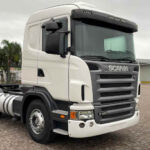 Acabamento Lanterna Estribo para Caminhão Scania P / G / R -  S5 2008 á 2013 Lado Direito
