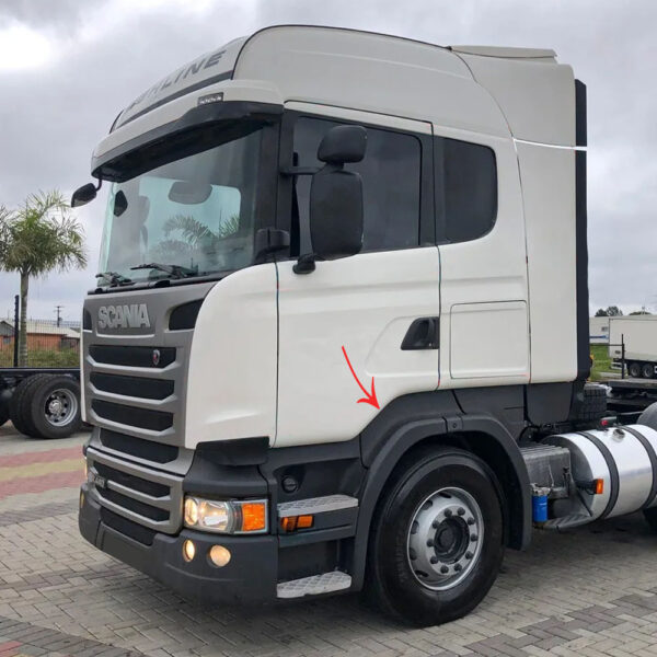 Acabamento Superior Para-Lama Cabine para Caminhão Scania P / G / R - S4 / S5 / S6 Lado Esquerdo
