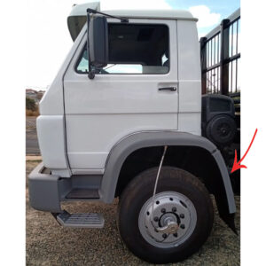 Para-Lama Traseiro Cabine para Caminhão Vw Titan / Worker Lado Esquerdo