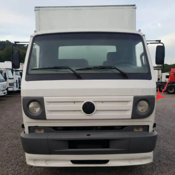 Moldura Farol para Caminhão Vw Delivery 2005 á 2012 Lado Esquerdo