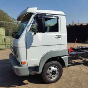 Para-Lama Estribo Cabine para Caminhão Vw Delivery 2005 á 2017 Lado Esquerdo