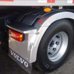 Kit 5 Presilhas Para-Lama Traseiro Lanterna para Caminhão Volvo Fh após 2015