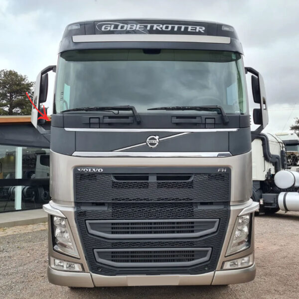 Tampa Acabamento Inferior Para-Brisa para Caminhão Volvo Fh após 2015 Lado Direito