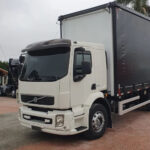 Par Tampa Estribo para Caminhão Volvo Vm 2006 á 2019