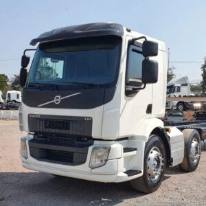 Pisante Estribo para Caminhão Volvo Vm 2006 á 2019 Lado Direito