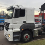 Par Letreiro Emblema Cromado para Caminhão Mb Axor 2035
