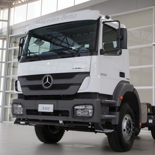 Par Letreiro Emblema Cromado para Caminhão Mb Axor 3131