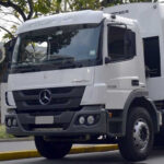 Par Letreiro Emblema Cromado para Caminhão Mb Atego 1729