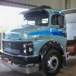 Par Letreiro Emblema Cromado para Caminhão Mb 1317