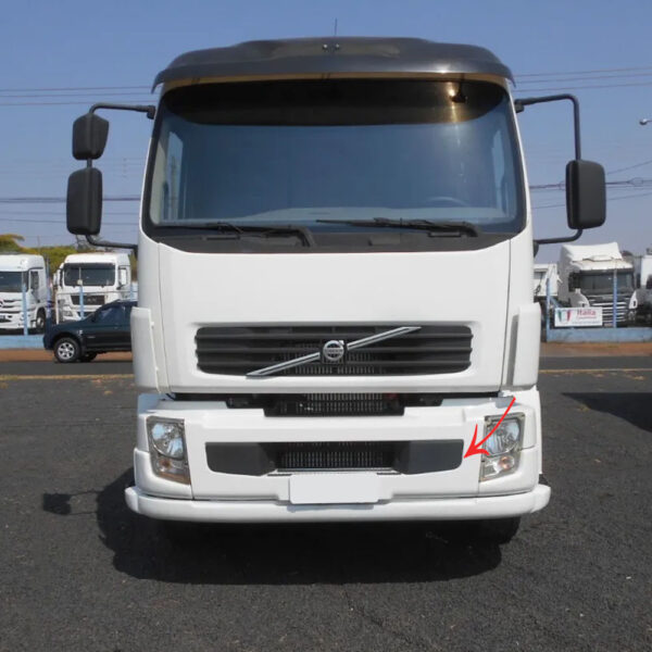 Tampa Acabamento Para-Choque Para Caminhão Volvo Vm Até 2010 Lado Esquerdo