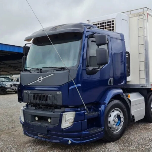 Suporte Antena Px Dianteiro Para-Choque para Caminhão Volvo Vm Lado Esquerdo