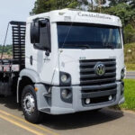 Suporte Antena Px Dianteiro Para-Choque para Caminhão Vw Constellation Lado Direito