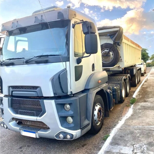 Suporte Antena Px Dianteiro para Caminhão Ford Cargo após 2012 Extra Pesado Lado Esquerdo