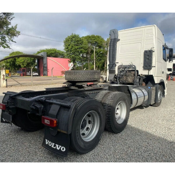 Par Meio Para-Lama Traseiro Cabine para Caminhão Volvo FH / FM / NH