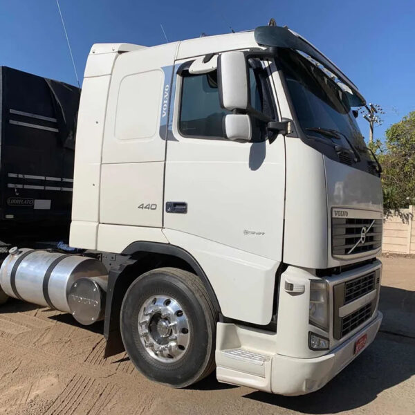 Lateral Cegonheiro com Teto para Caminhão Volvo FH Cabine Baixa até 2014
