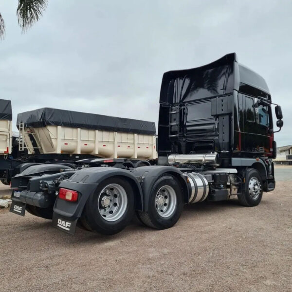 Par Meio Para-Lama Traseiro para Caminhão Daf CF / XF