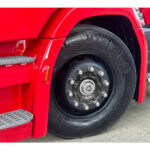 Par Sobre Tampa Cubo Cromada Dianteira para Caminhão Scania NTG Freio a Disco