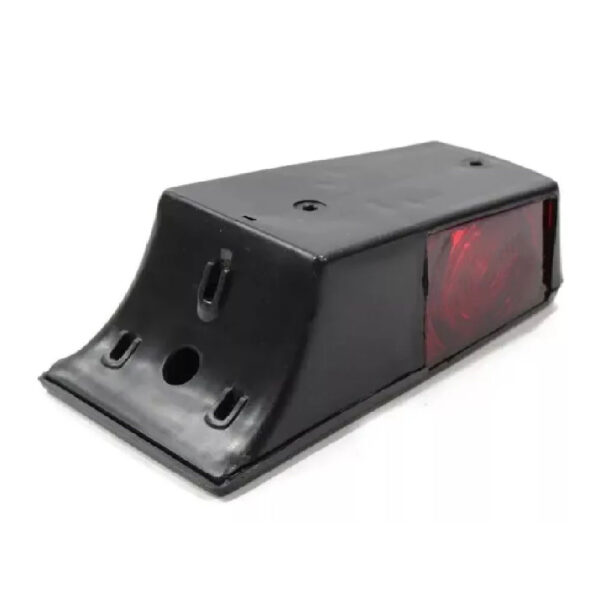 Lanterna de Teto para Caminhão Scania P93 / 112 / 113 / 142 / 143 Cabine Baixa Lado Direito