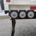 Lanterna Lateral Carreta LED Branca 85mm 12V 24V com Fio