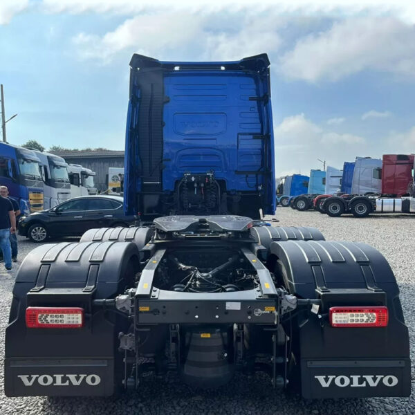Lanterna Traseira LED para Caminhão Volvo FH / FM / VM Lado Direito