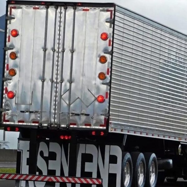 Kit Lanternas Traseiras de Led Tampa Baú Caminhão Carreta 8 Unidades