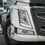 Farol Principal para Caminhão Volvo FH 2015 á 2022 Lado Direito 22239217