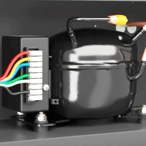 Geladeira para Caminhão Strada 85 litros Elber 12V 24V