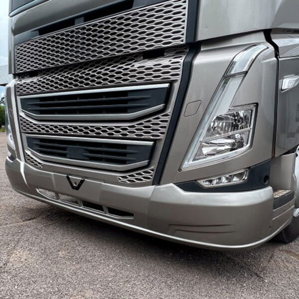 Capa Para-Choque Envolvente para Caminhão Volvo FH após 2022 Premium