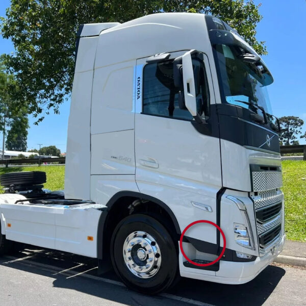 Par Tampa Estribo Extensão Porta para Caminhão Volvo FH após 2022