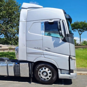 Par Alongador Para-lama para Caminhão Volvo FH após 2015